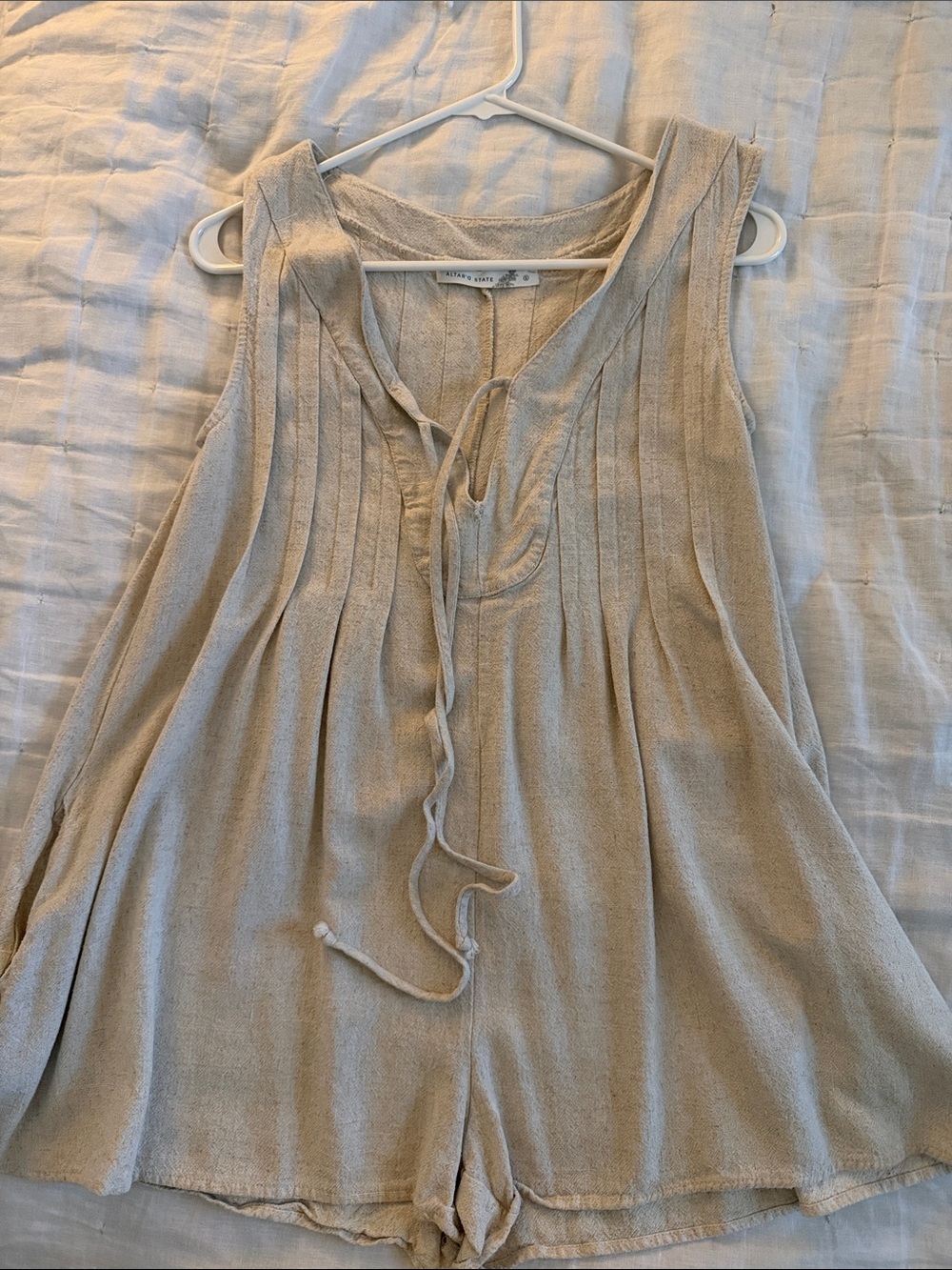 Altar'd State Beige Pleated Tie-Front Sleeveless Camisole